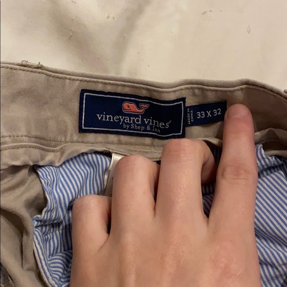 Vineyard vines khaki pants - Picture 1 of 2